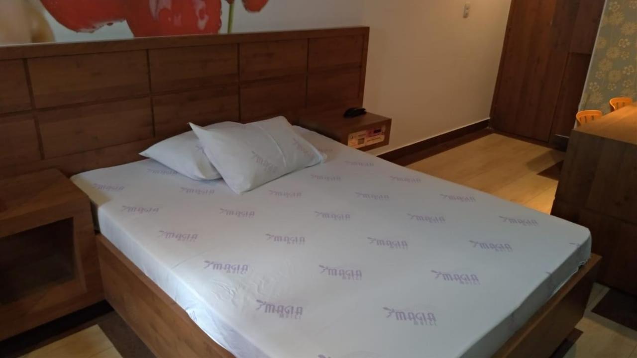 Mostel Guarulhos - Mais Motel Esterno foto